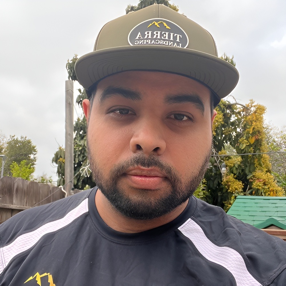 Tierra Landscaping  | Carlos Padilla